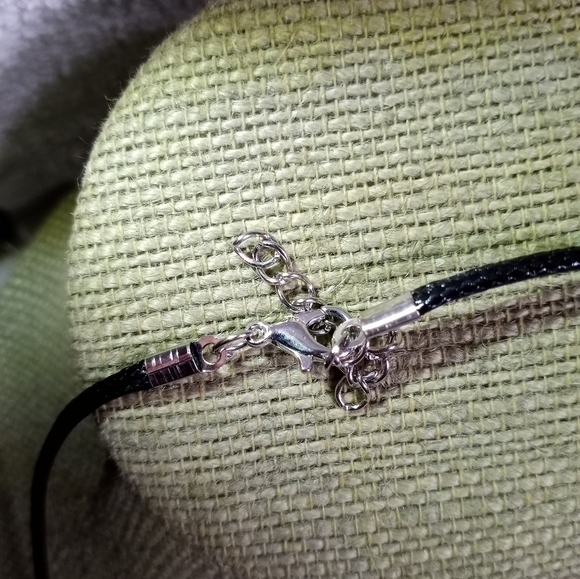 Goldtone sand dollar on black cord necklace - Picture 3 of 4